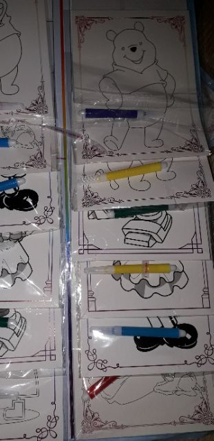 Set 10 tờ tô màu kèm theo viết tập tô có nhiều màu sắc và mẫu