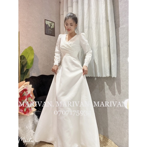 Đầm cưới cổ tim lá tay dài chuỗi Ngọc. Dài đầm 150cm