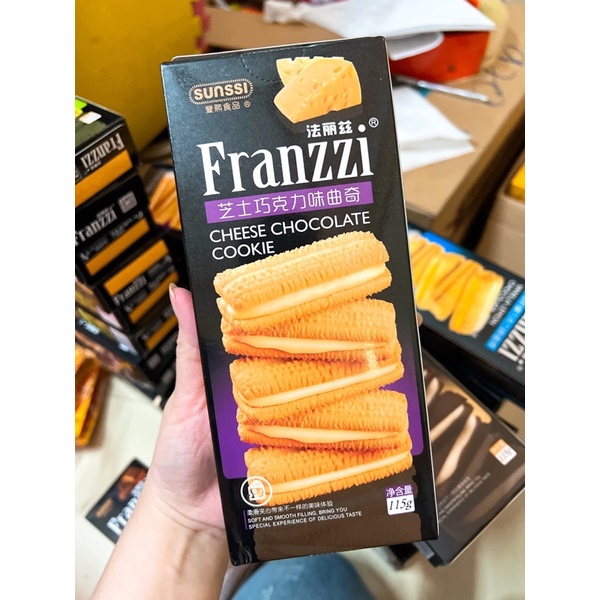 Bánh franzzi kẹp kem hộp 115gr
