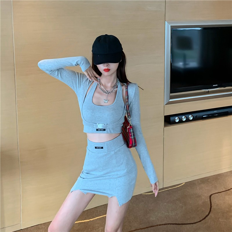 Áo Cổ Yếm Hở Eo + Chân Váy Ôm Dáng Thời Trang Cho Nữ