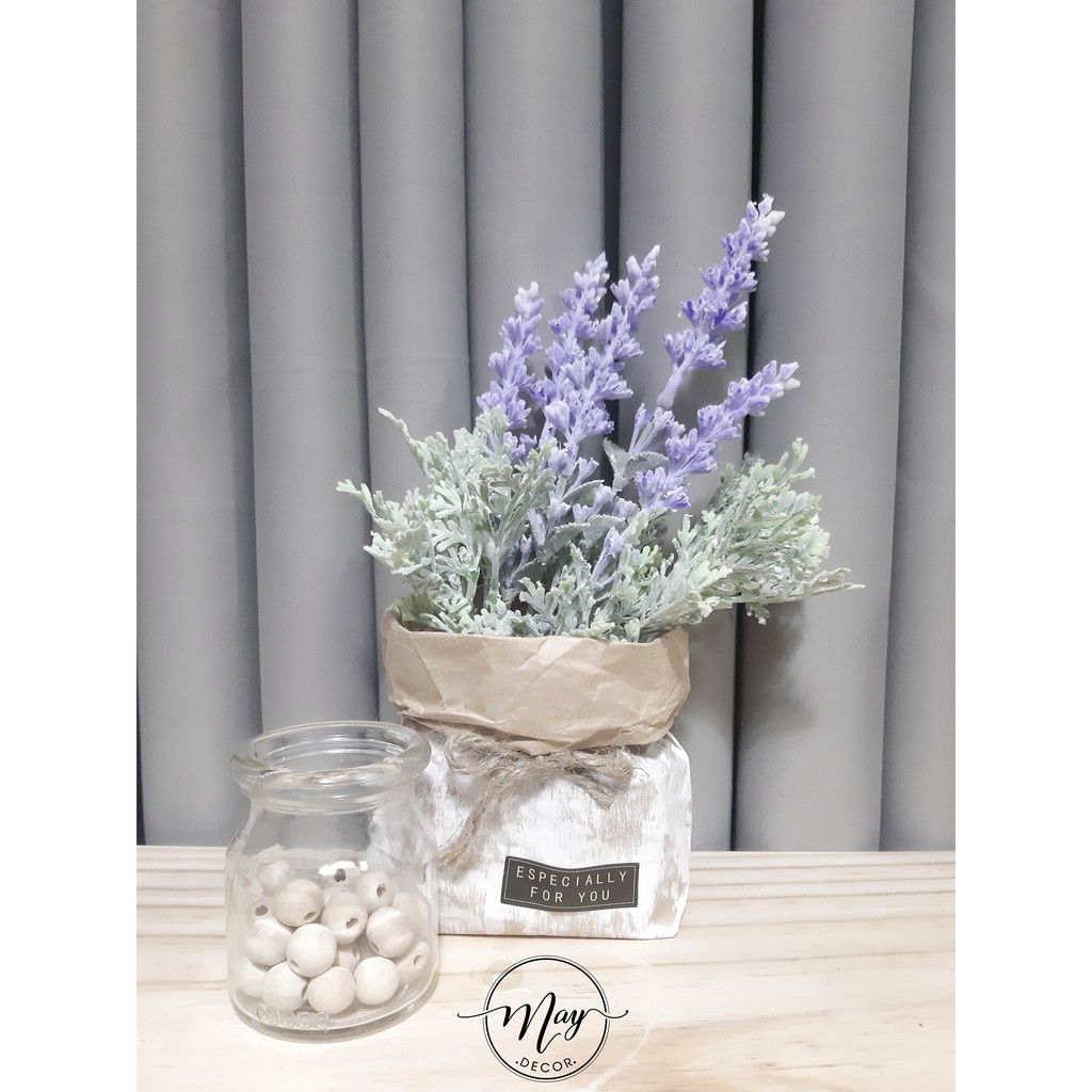 Hoa giả, Hoa lụa, hoa lavender phấn tuyết kèm túi giấy trắng xinh xắn