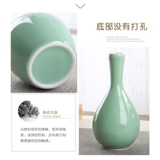 Bình hoa bằng gốm sứ trang trí phòng khách