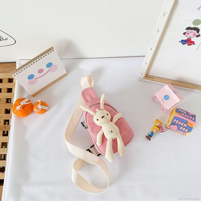Túi đeo chéo gắn thỏ dễ thương đáng yêu cho bé gái