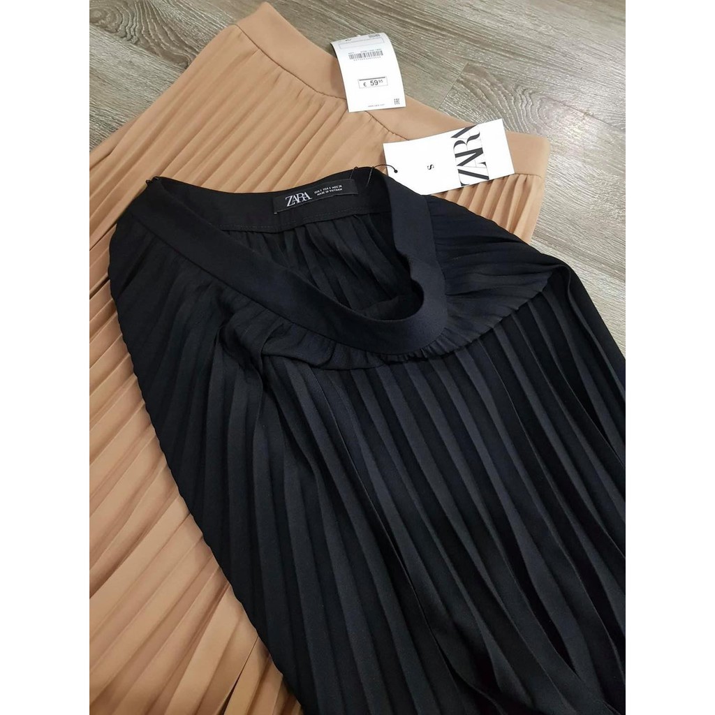 CHÂN VÁY DẬP LY THẦN THÁNH MULLET