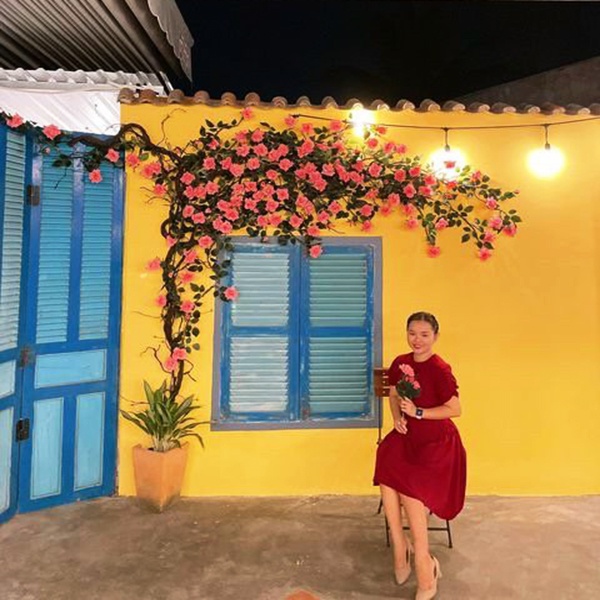 Dây Giả- Dây Hồng Leo Cổ 1m7 Cao Cấp, Decor Nhà Cửa, Khách Sạn, Studio