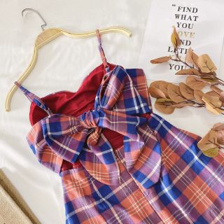 ĐẦM CARO MÀU CỘT NƠ LƯNG