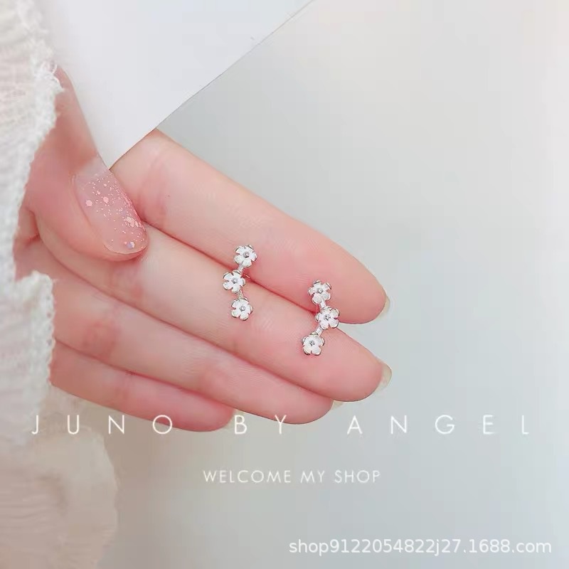 Đôi bông tai thời trang Hàn Quốc đơn giản không gây dị ứng sành điệu cho nữ
