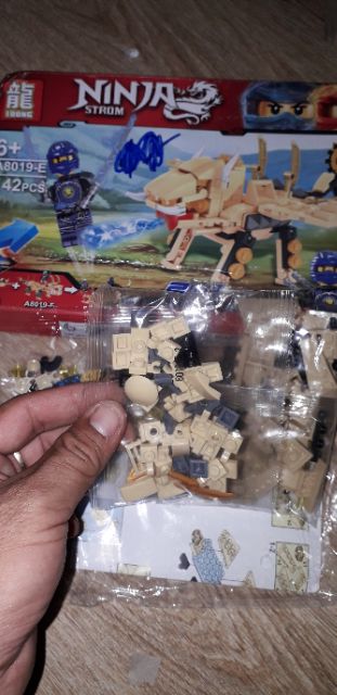 Lắp ráp Legoninja rồng 8019 có 142 chi tiết