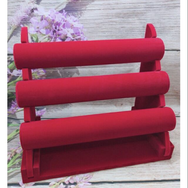 Kệ để vòng 3 tầng