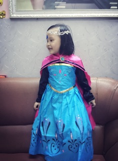 Đầm Elsa công chúa tuyết