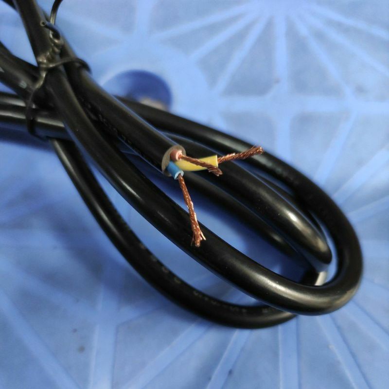 Dây nguồn 3 chân dây dài 1m5 lõi đồng 0.7mm