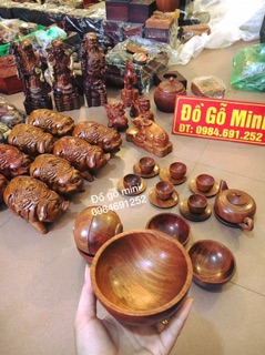 Bát ăn cơm gỗ hương ta