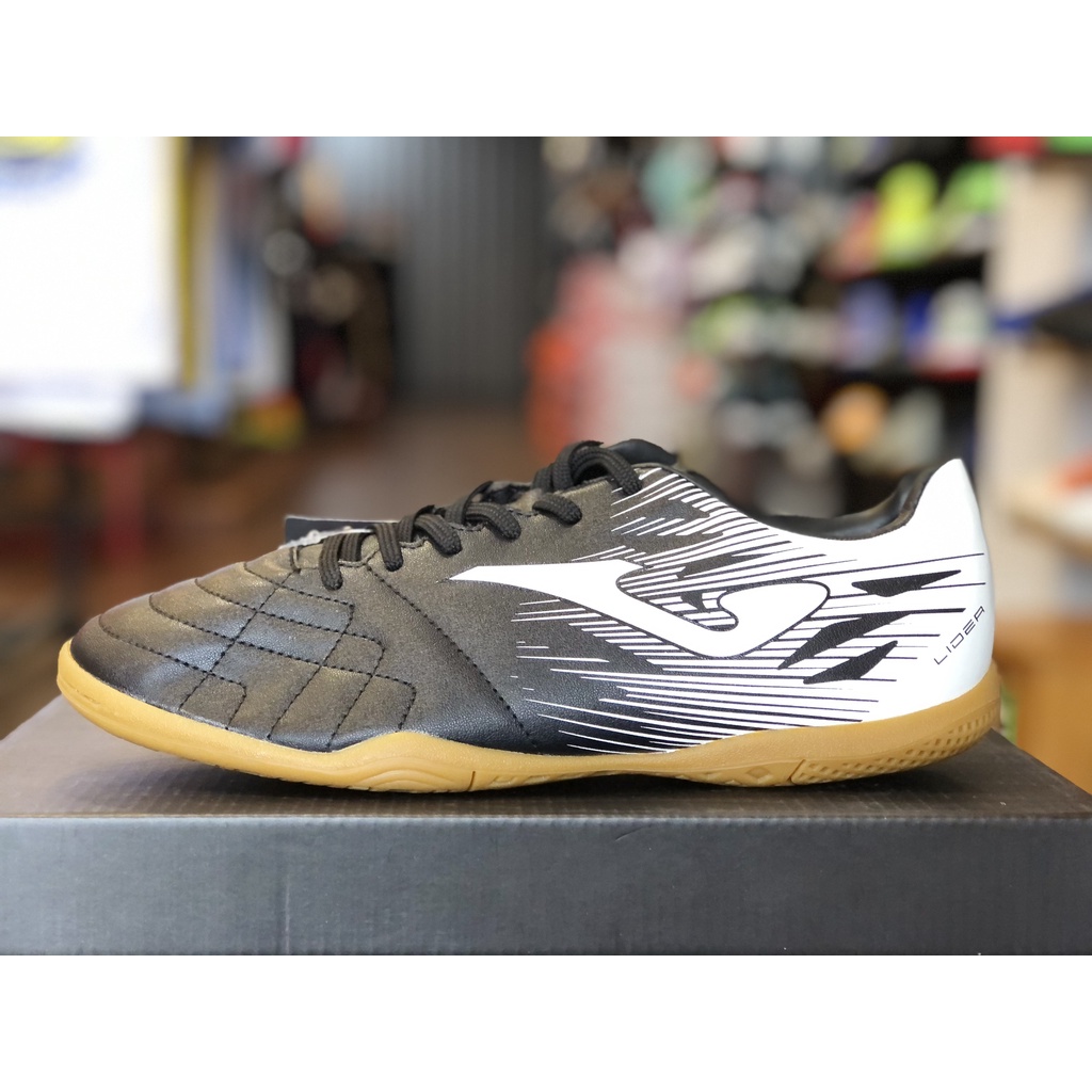Giày đá bóng chính hãng giá rẻ Joma Tây Ban Nha