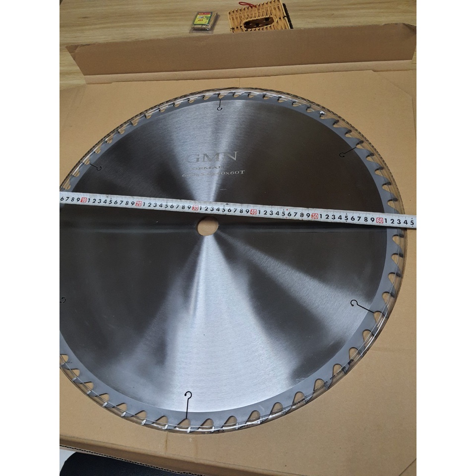 Lưỡi Cưa cắt gỗ tròn GMN 640*5.0*30-75*60Z