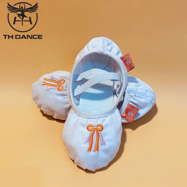 Giày múa ballet trẻ em DKL03 - Giày vải trắng thêu nơ