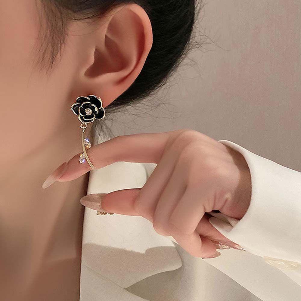 Đôi Khuyên Tai Dài Hình Hoa Đính Đá Thời Trang Cho Nữ