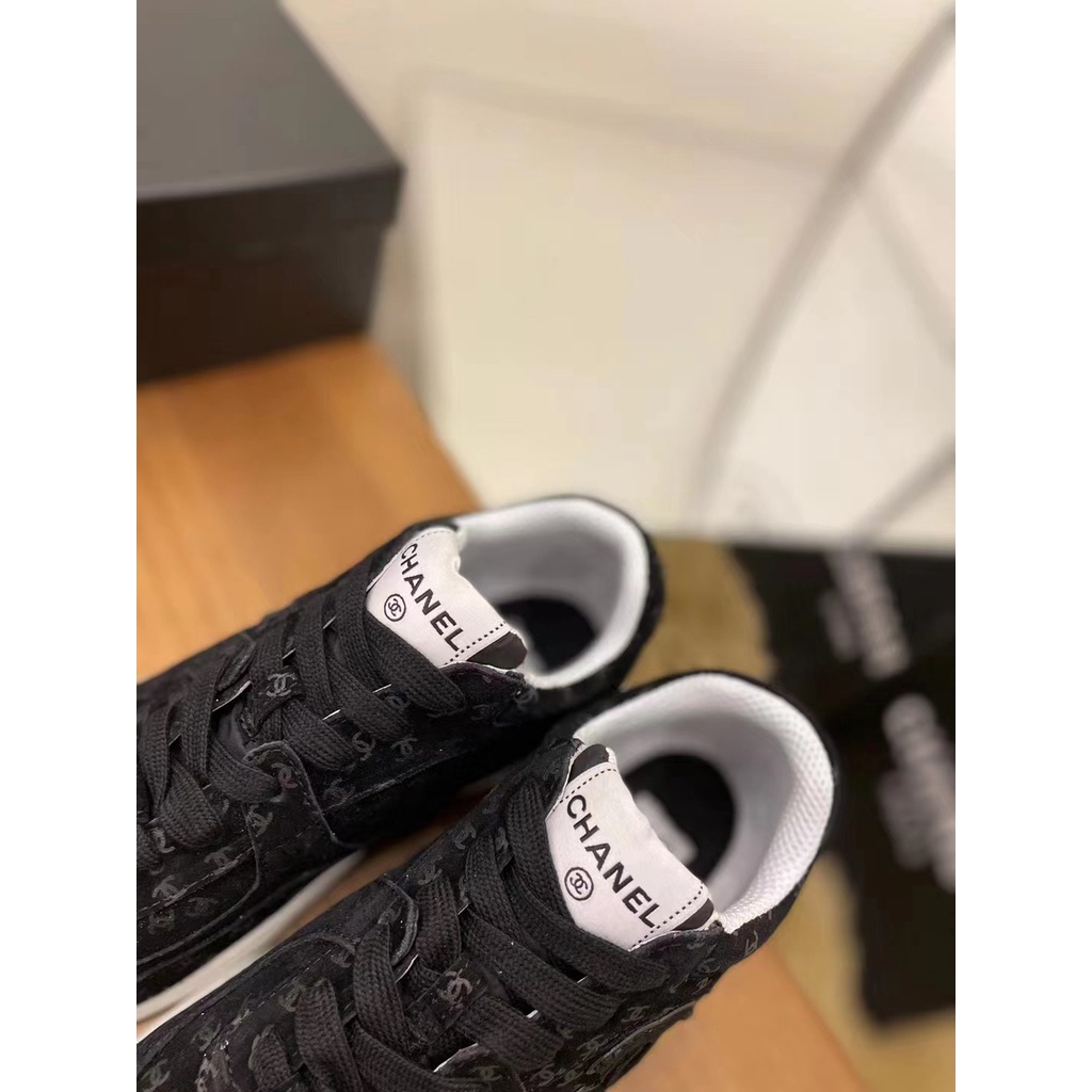 Giày Thể Thao Da Lộn Không Hộp