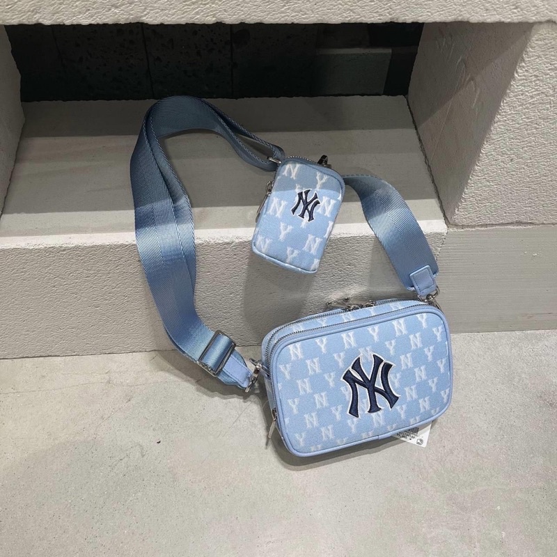 Túi đeo chéo MLB vải monogram size 18