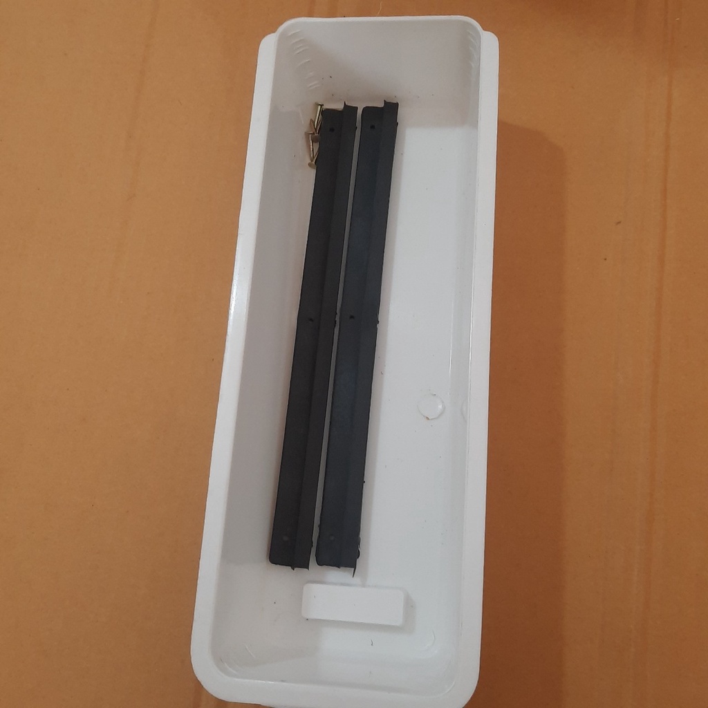 Bàn Máy 1 kim gia đình, vắt sổ vàng chanh mới 100%