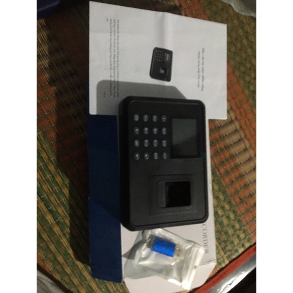 máy-chấm-công F01(tặng-kèm-usb)