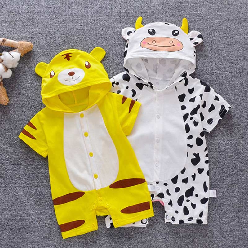 Áo liền quần in họa tiết con vật dễ thương cho bé