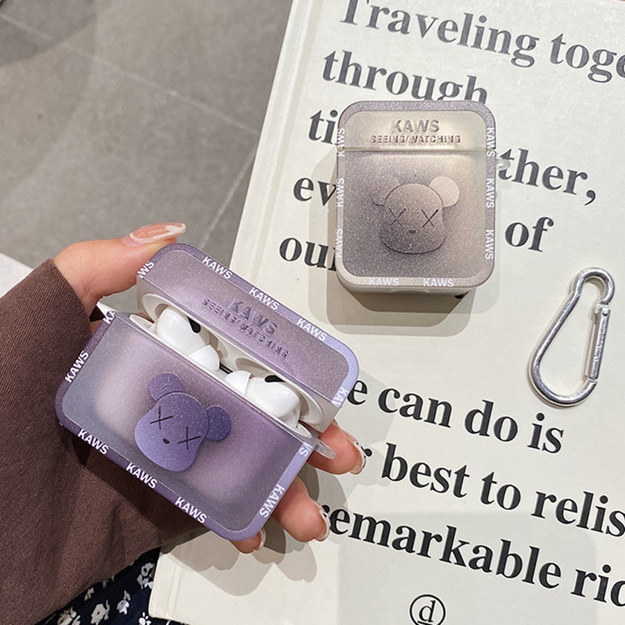 Vỏ bảo vệ hộp sạc tai nghe Bluetooth Airpods 1/2/Pro nguyên khối chống va đập Kawss thời trang - Tomax shop