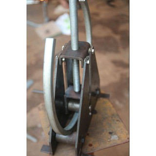 máy uốn mini pm1