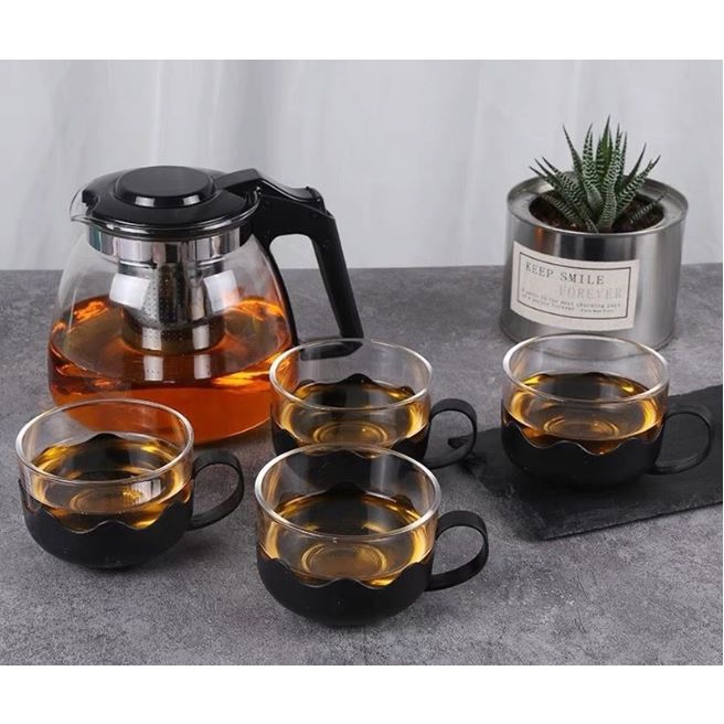 Bộ ấm trà và 4 cốc thủy tinh