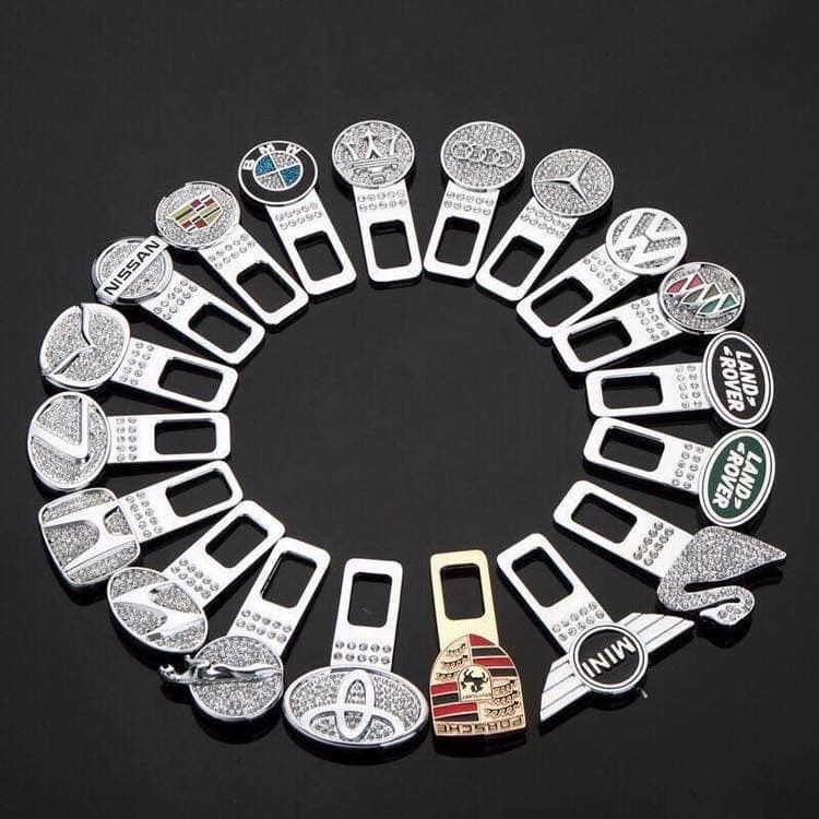 2 chiếc Chốt dây an toàn ô tô đính đá có logo hãng xe