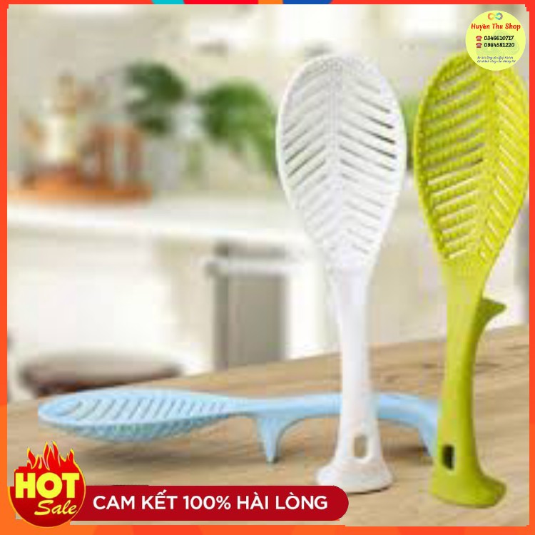 Set 2 chiếc muôi xới cơm chống dính, vo gạo, vớt rau củ đa năng có chân đế V02 - Màu ngẫu nhiên