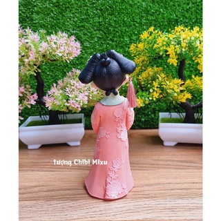 Tượng chibi thiếu nữ ôm giỏ hoa cổ trang 3 D