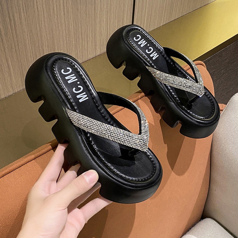 Dép Xỏ Ngón Đế Xuồng Thời Trang Đi Biển Mùa Hè Mới