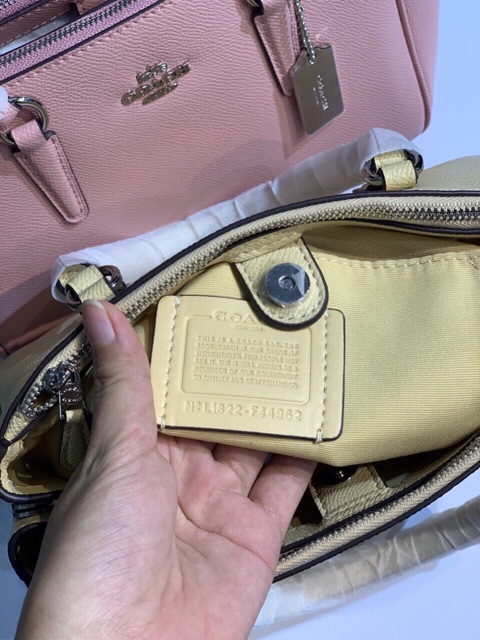 TÚI COACH MINI SURREY CARRYALL F44962