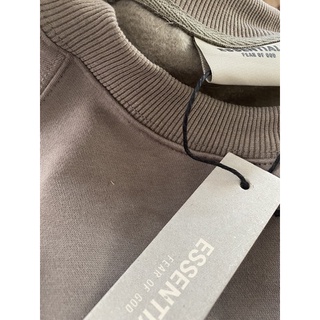 Áo nỉ dày Essential Unisex (Sweeter Essentials)