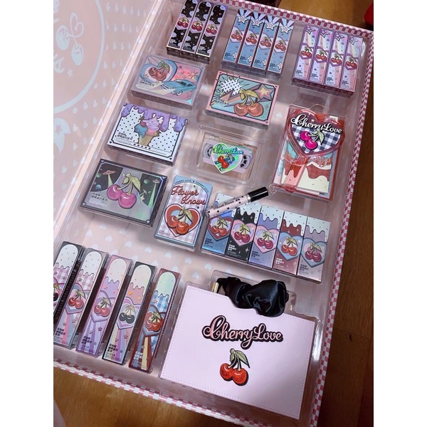 Set mĩ phẩm Flower Knows phiên bản Cherry Love | BigBuy360 - bigbuy360.vn