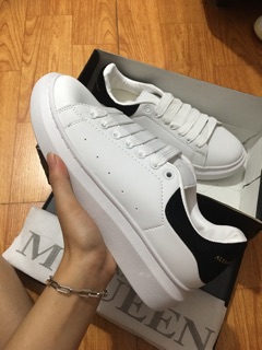 Giày MCQueen gót đen
