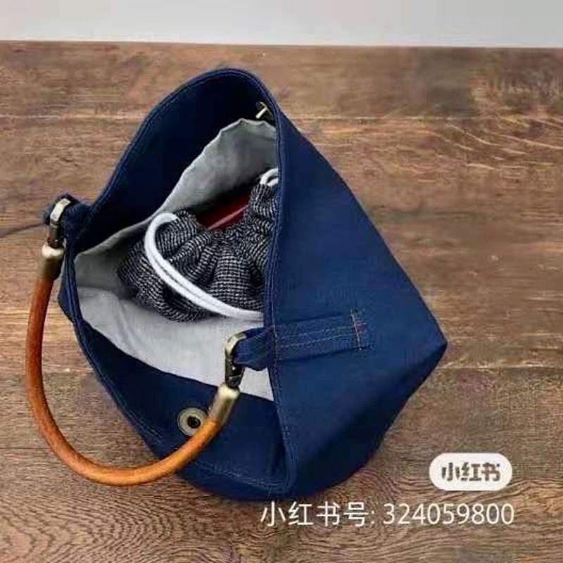 Túi xách thiết kế mới thời trang theo phong cách Retro dành cho nữ