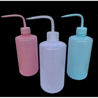 BÌNH TIA NHỰA TƯỚI CÂY  500ML  : xanh , hồng, trắng