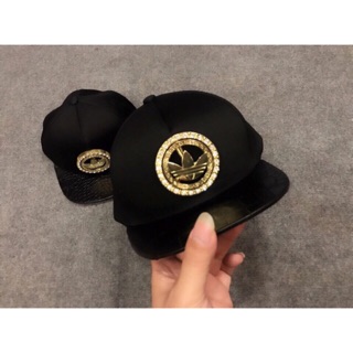 Mũ SNAPBACK màu đen siêu đẹp cho bé