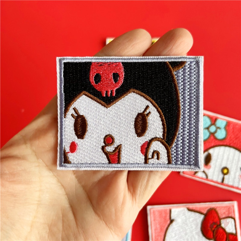 Miếng vá quần áo chủ đề hoạt hình Hello Kitty / Melody / Kuromi / Cinnamoroll / Pom Purin - Sanrio 5.4*7CM tùy chọn
