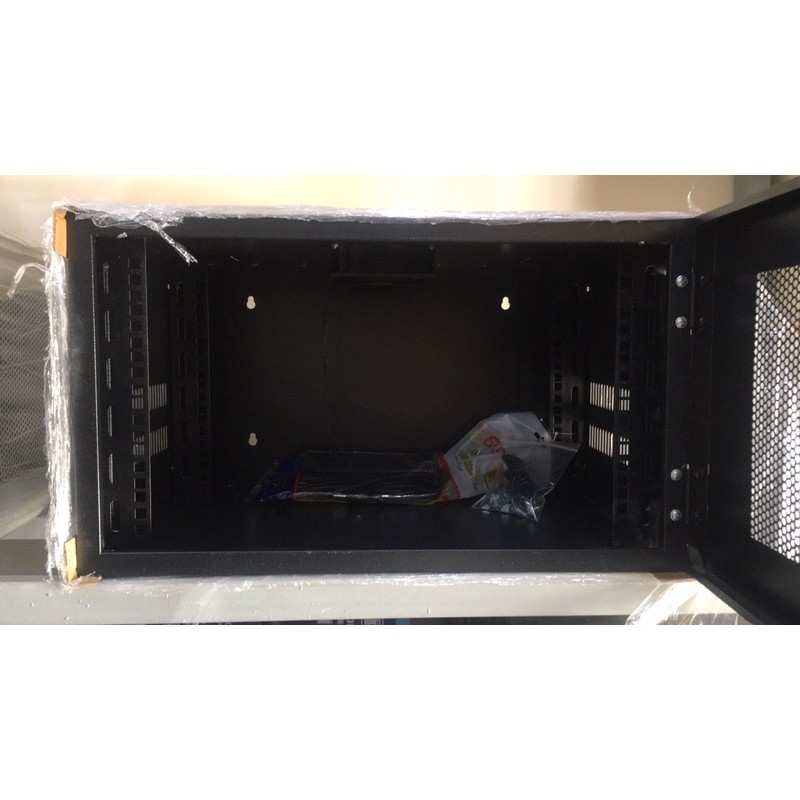 Tủ Rack treo tường 19” 6U TMC Rack 6U-D400