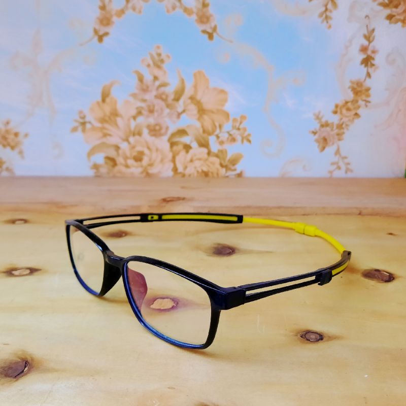 Gọng kính cận chơi thể thao dây nam châm điều chỉnh (kèm hộp) | BigBuy360 - bigbuy360.vn