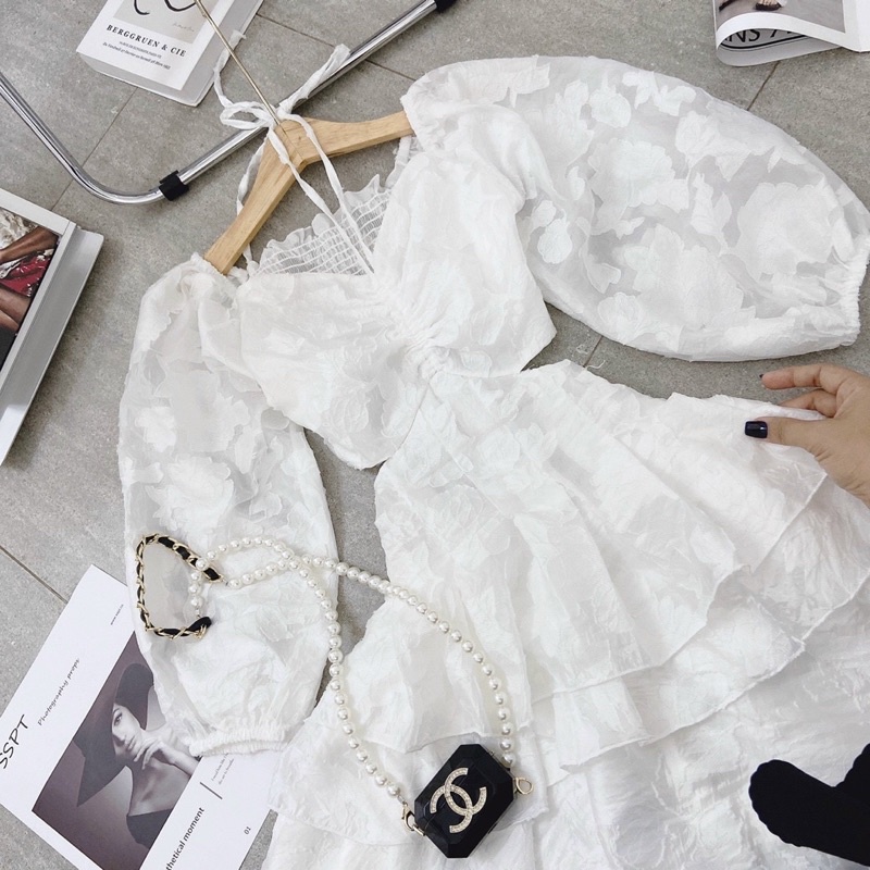 Đầm Trắng Hoa Nổi Rút Ngực Khoét Eo🦋FREESHIP🦋