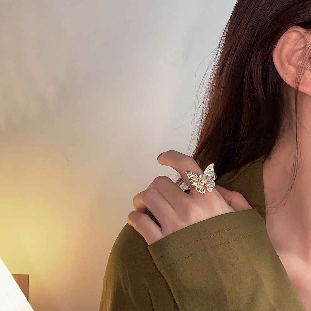 Nhẫn Đeo Tay Tạo Hình Con Bướm Đính Đá Thời Trang Dành Cho Nữ