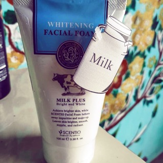 Sữa rửa mặt tạo bọt dưỡng trắng và trẻ hoá da Scentio Milk Plus beauty buffet 100 ml