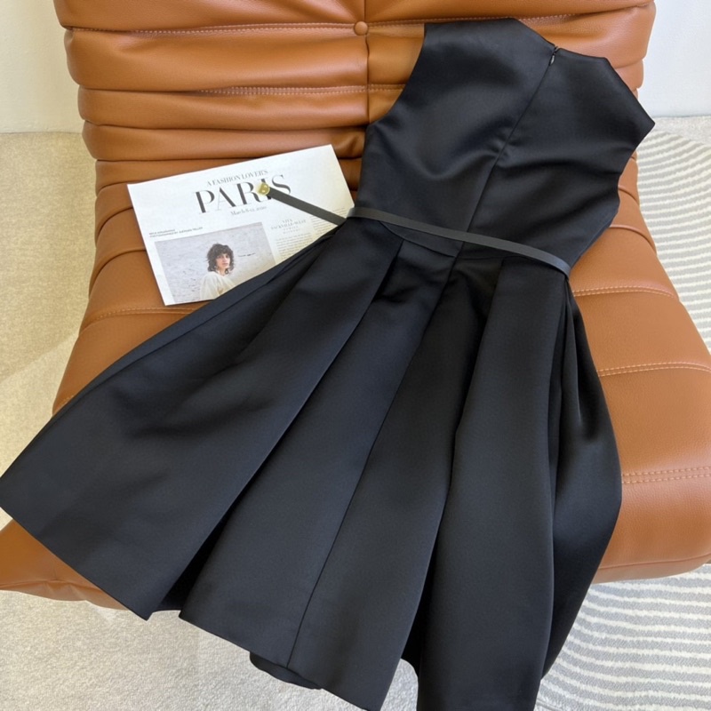 Đầm sát nách dáng xoè bồng thương hiệu Dior CD cao cấp