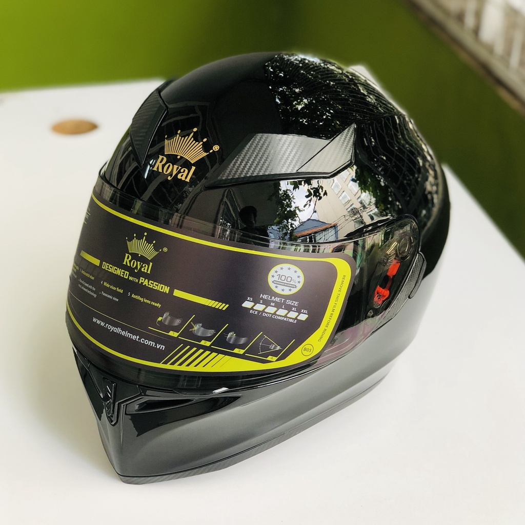 Mũ bảo hiểm fullface Royal M138B đen bóng chính hãng có kính