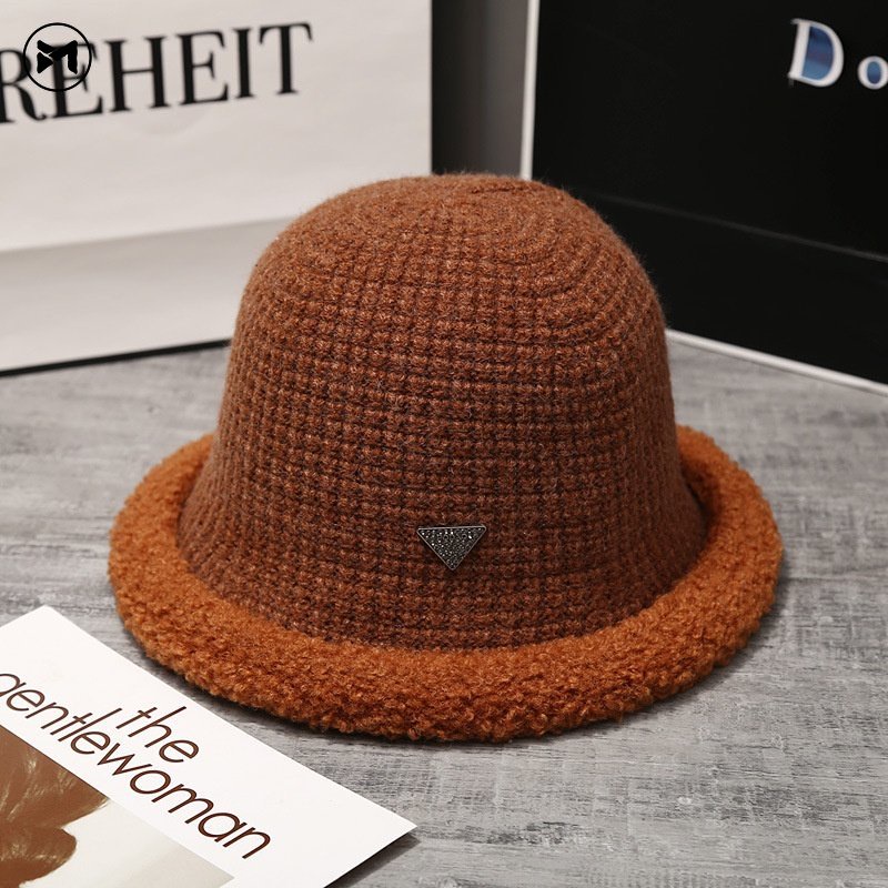 Mũ Tai Bèo Dệt Kim Kẻ Sọc Ca Rô Đính Logo Tam Giác Ba Chiều Chất Lượng Tốt Mẫu Mới 2022 Dành Cho Bạn Nữ