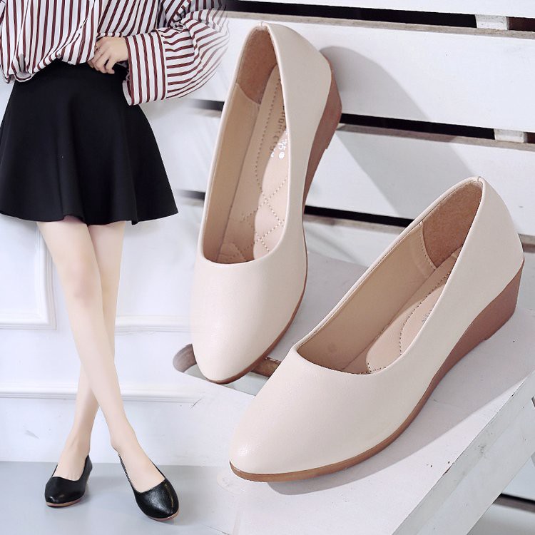 Spring Korean Version Of The Shallow Mouth Flat Bottom Slope With Single Shoes Mother Grandma Shoes Small Leather Shoes