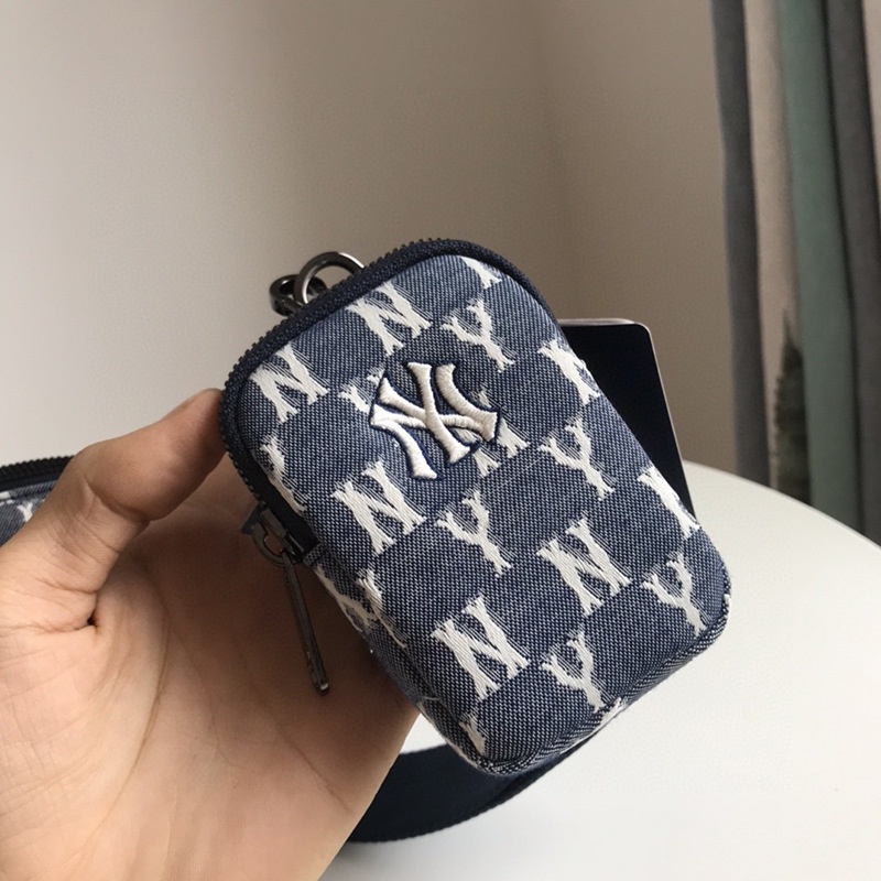 ✅ [ FELIX HÀNG 1:1 + CÓ VIDEO] Túi bao tử NY MLB Jacquard Monogram Hip Sack Blue - 3AHSM061N-50NYS
